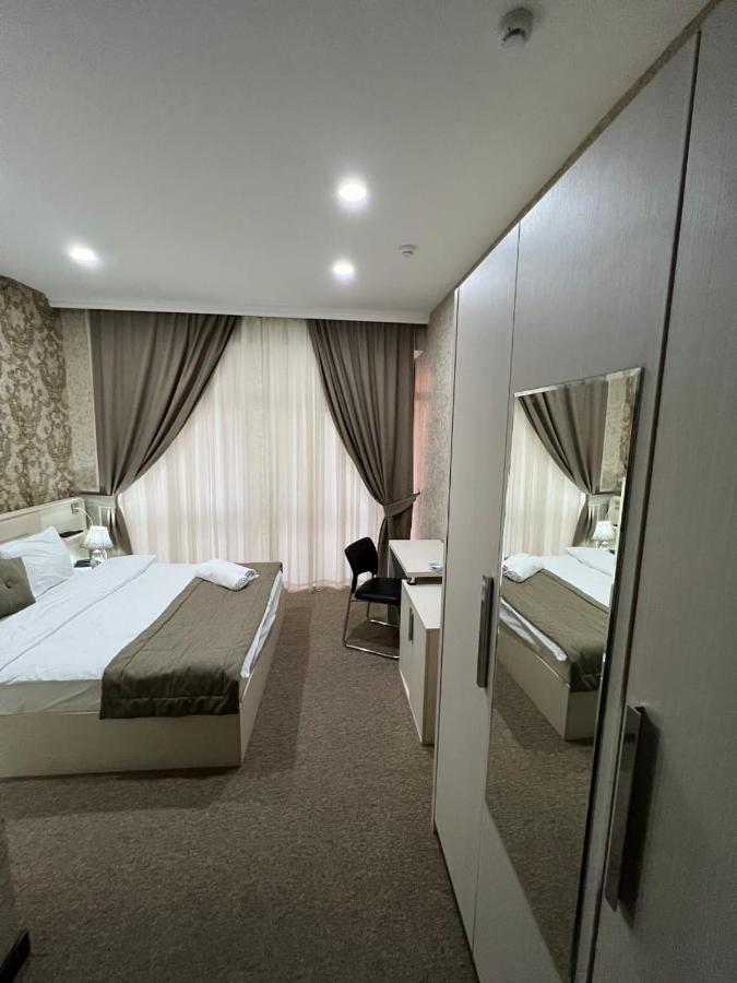 Guest Hotel Bakoe Buitenkant foto